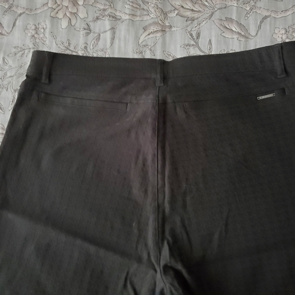 Simon Chang pants - Picture 6 of 6